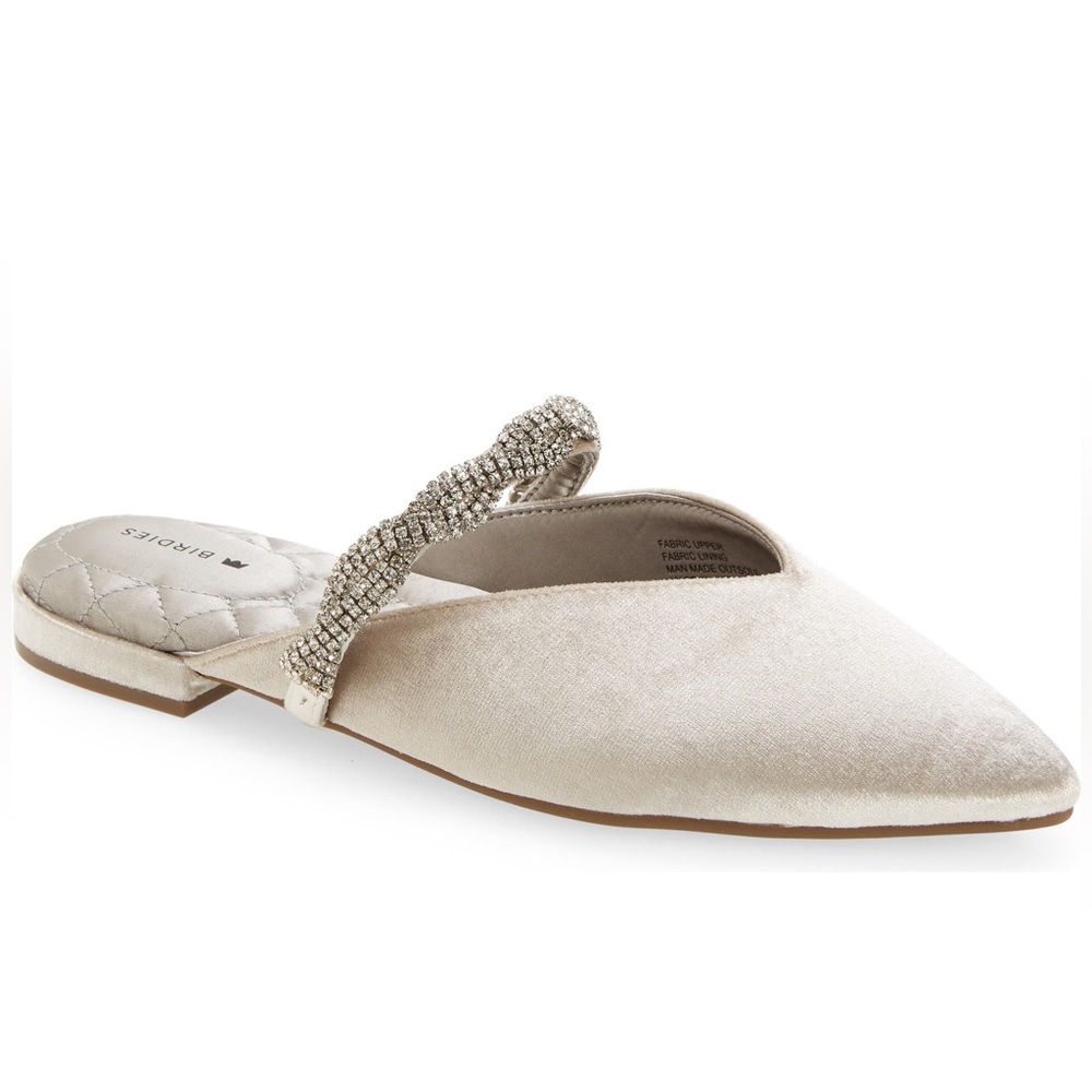 BIRDIES The Swan Flat in Snow Crystal Bracelet Flat Pointed Toe Size 9.5